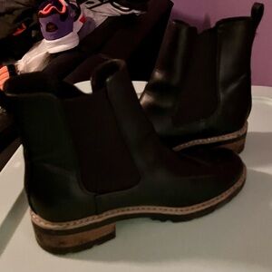 Elegant Black Suede Ankle Boots